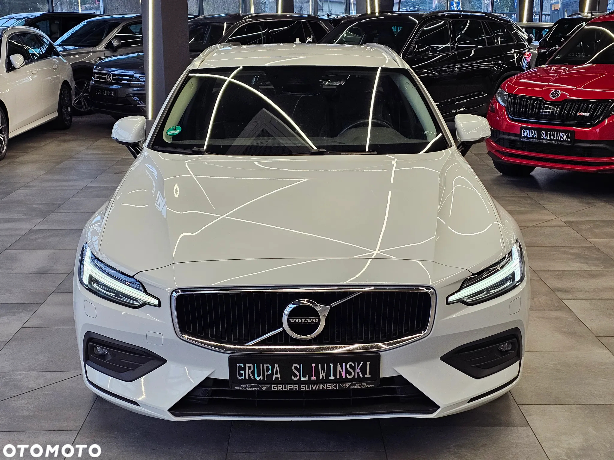 Volvo V60 D4 AWD Momentum - 13