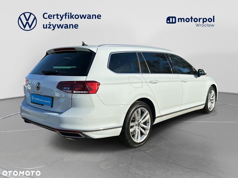 Volkswagen Passat Variant 2.0 TDI EVO Elegance DSG - 16