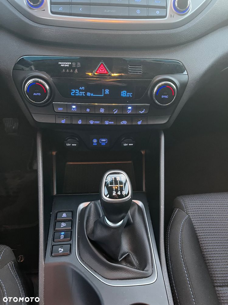 Hyundai Tucson 2.0 CRDI BlueDrive Comfort 2WD - 13