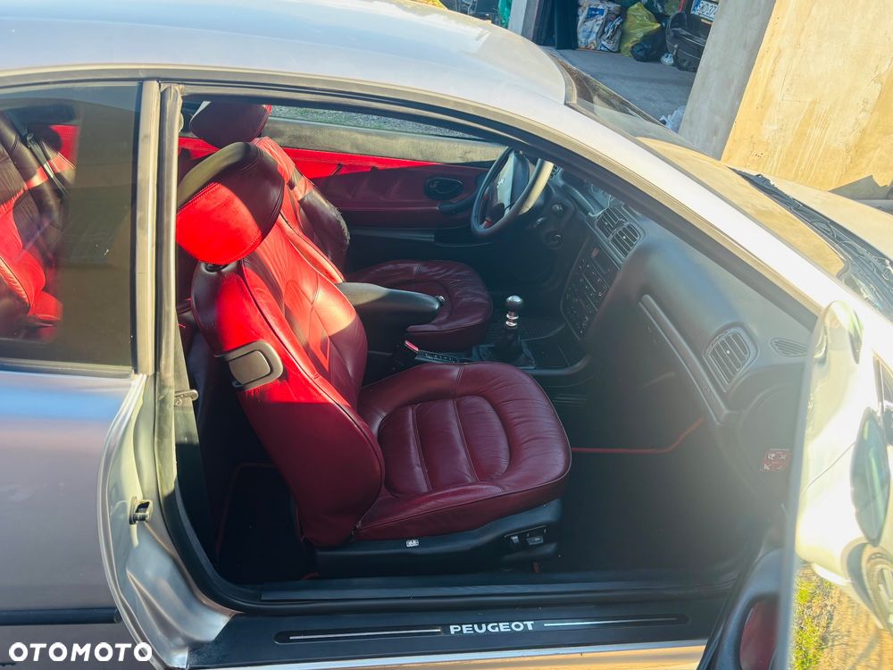 Peugeot 406 2.2 - 15