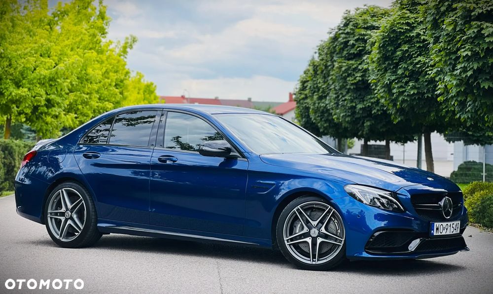 Mercedes-Benz Klasa C AMG 63 - 12