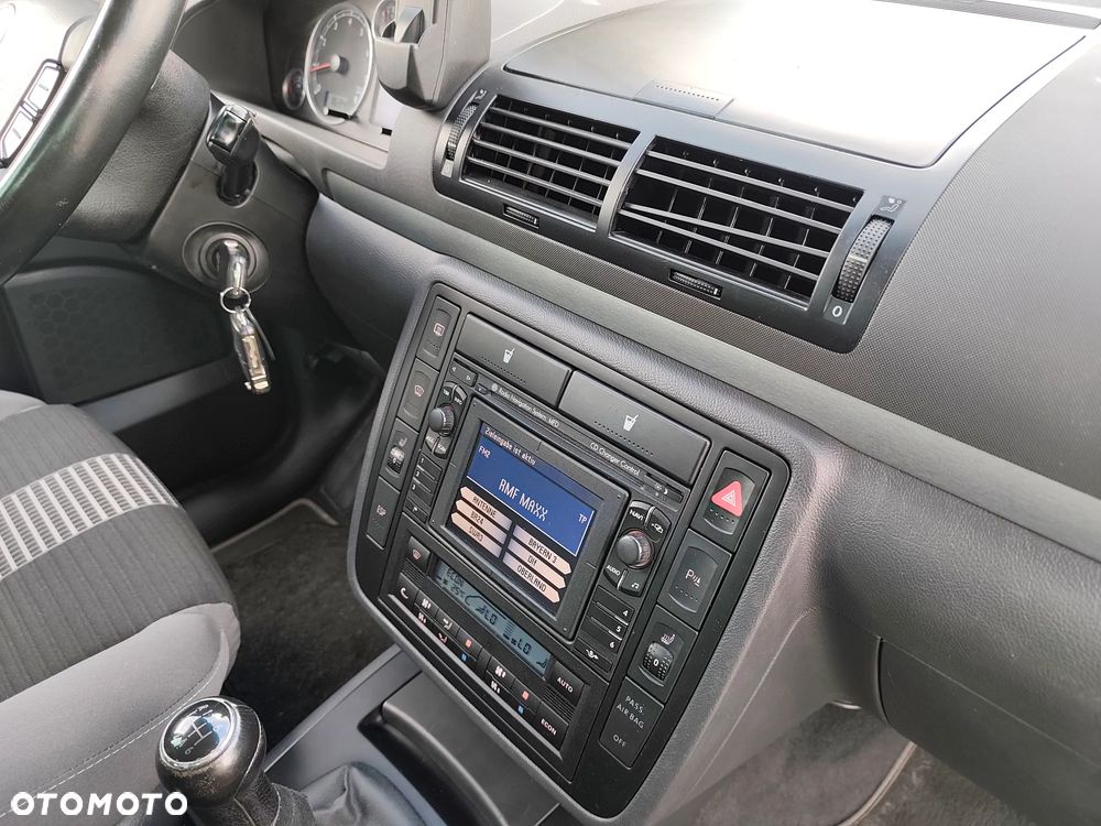 Volkswagen Sharan 1.8 5V Turbo United - 19
