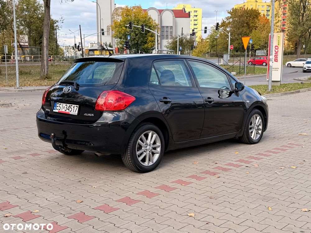Toyota Auris - 24