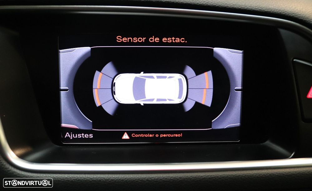 Audi Q5 2.0 TDI Advance - 22