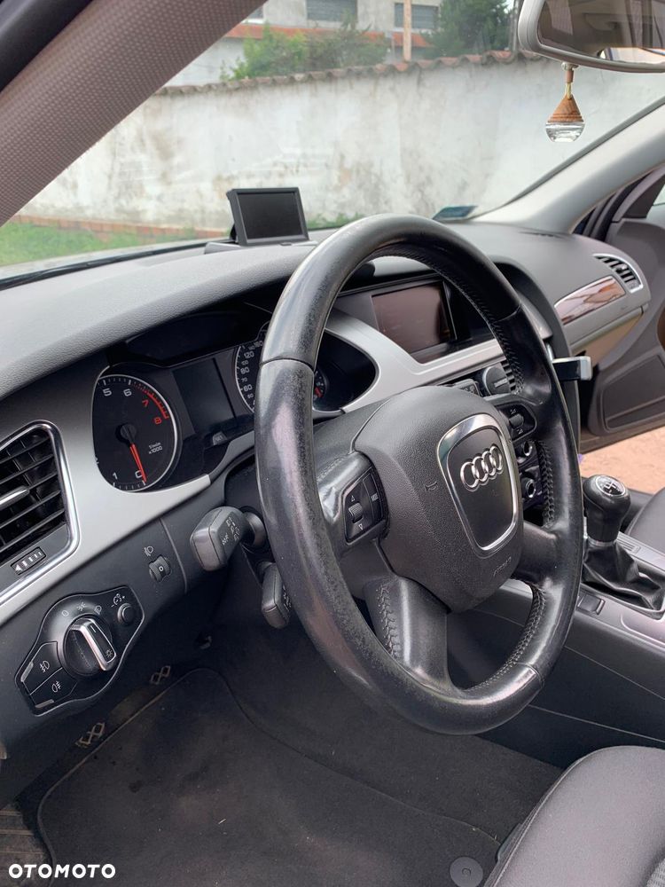 Audi A4 Avant 1.8 TFSI Ambiente - 11