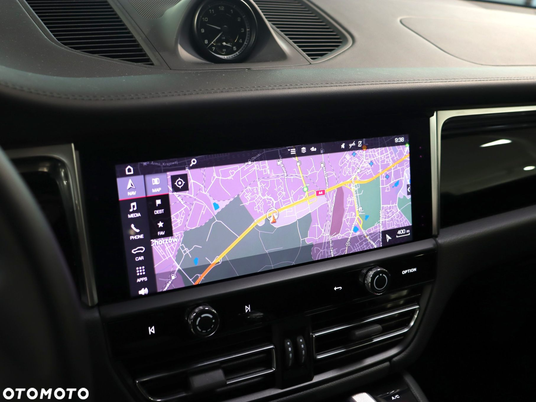 Porsche Macan Standard - 28