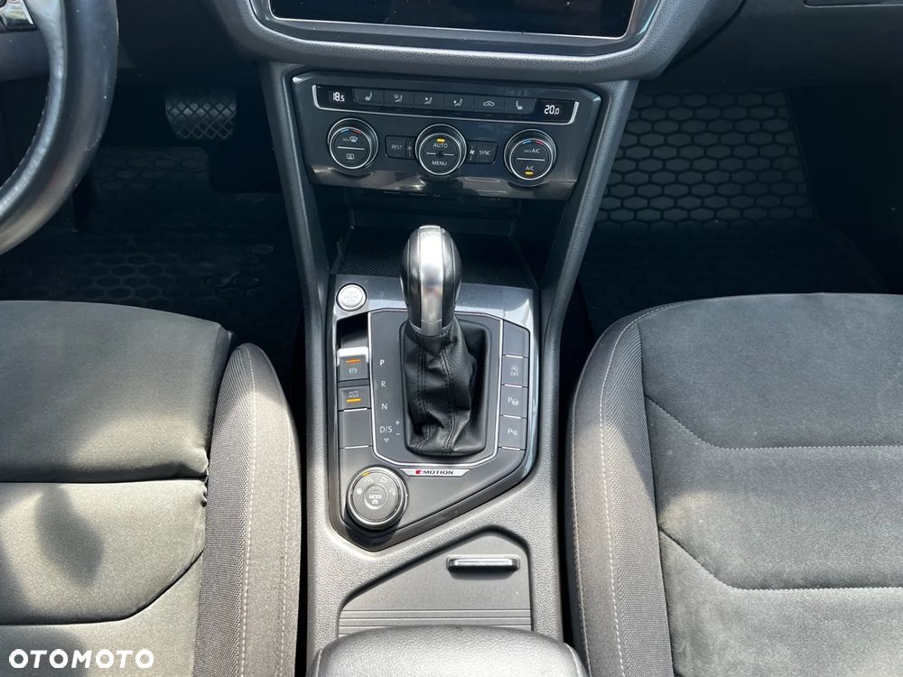 Volkswagen Tiguan 2.0 TSI BMT 4Mot Highline DSG - 28