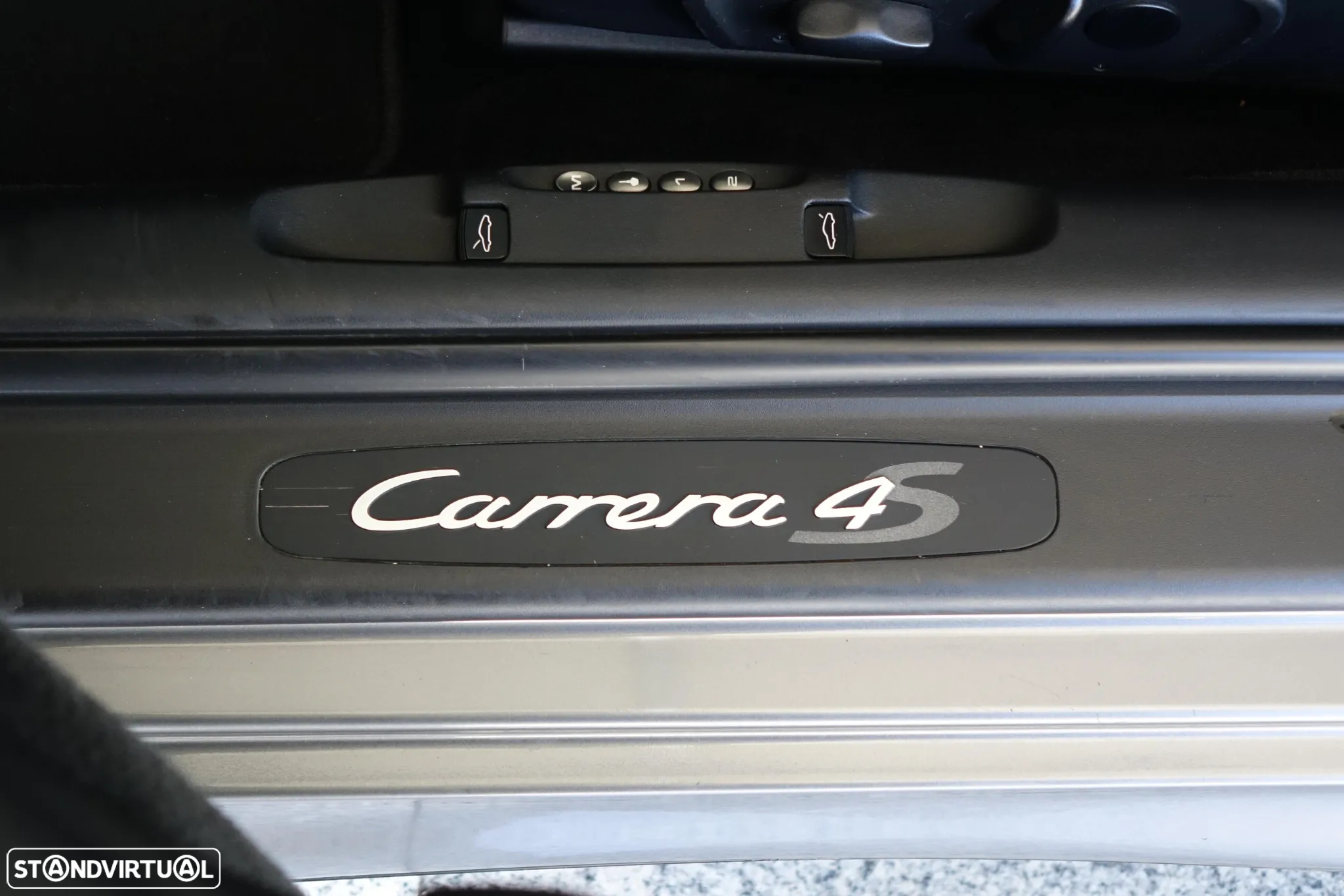 Porsche 911 (996) Carrera 4 S - 15