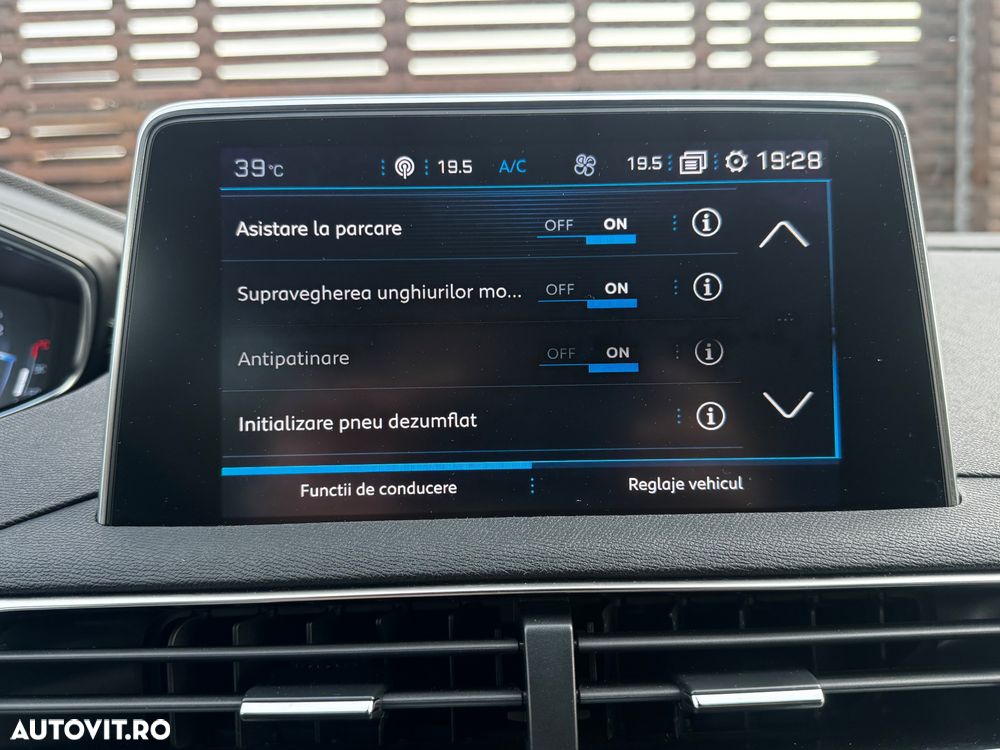 Peugeot 3008 BlueHDi 130 Stop & Start EAT8 Active - 30
