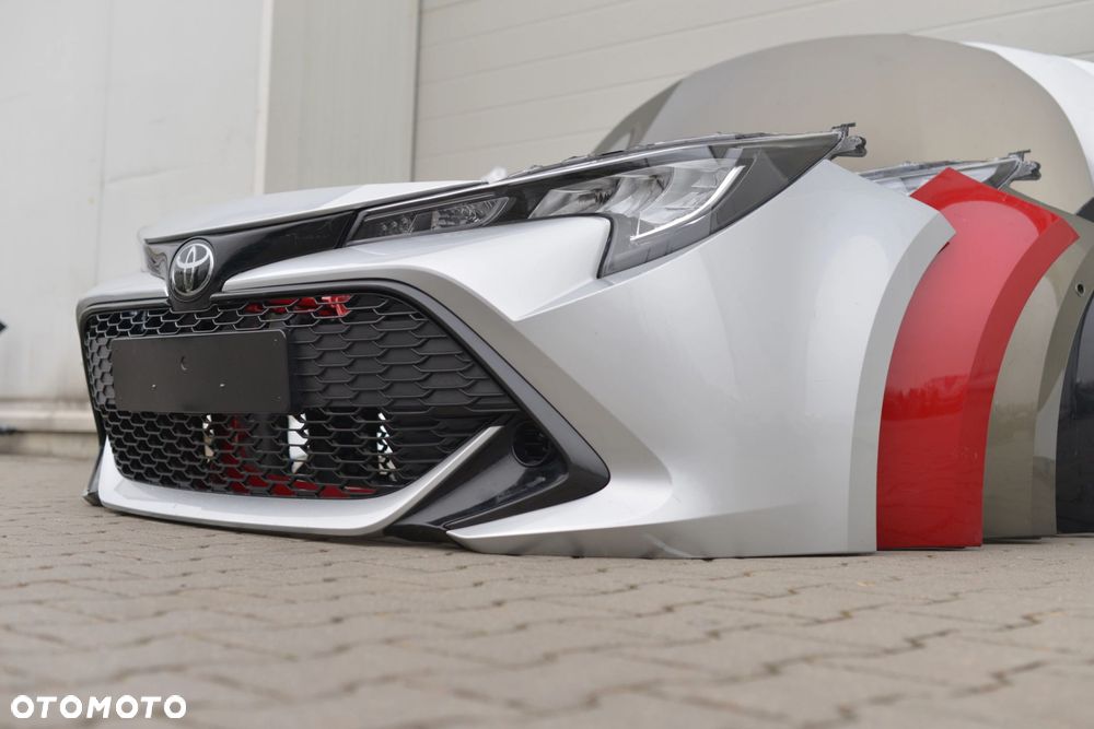 MASKA ZDERZAK BŁOTNIK LAMPA PAS BELKA GRILL TOYOTA COROLLA E21 SEDAN KOMBI HATCHBACK - 8
