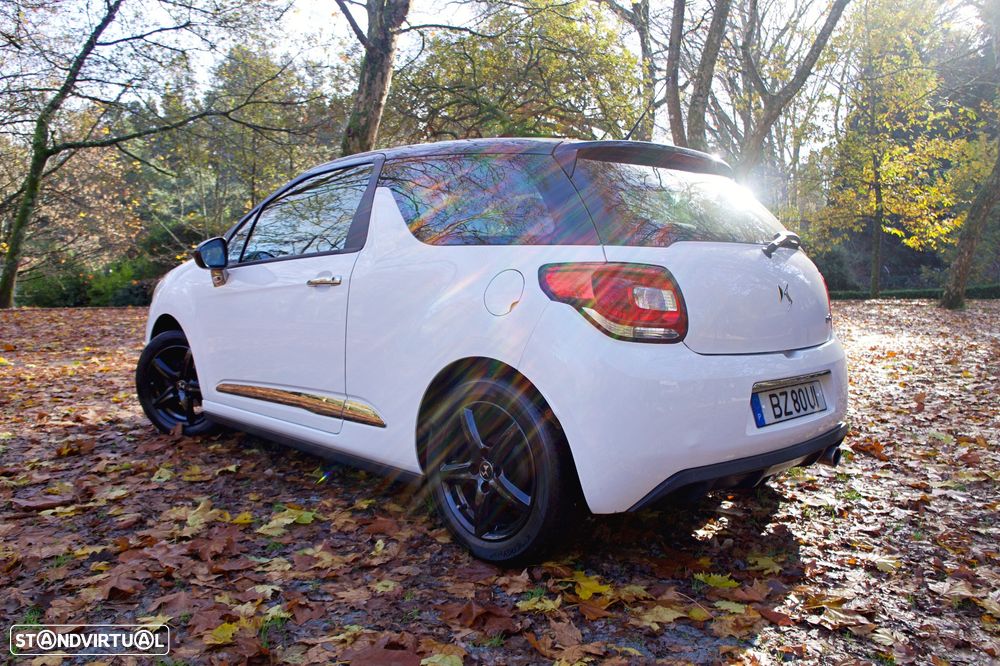 Citroën DS3 1.2 VTi So Chic - 5