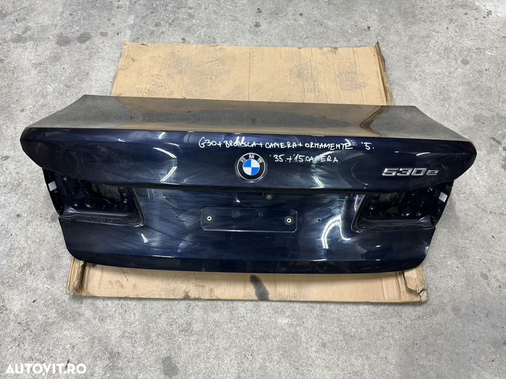 Capota portbagaj BMW seria 5 G30 an 2018 cu ornamente, broasca si camera culoare schwartz metalic - 1