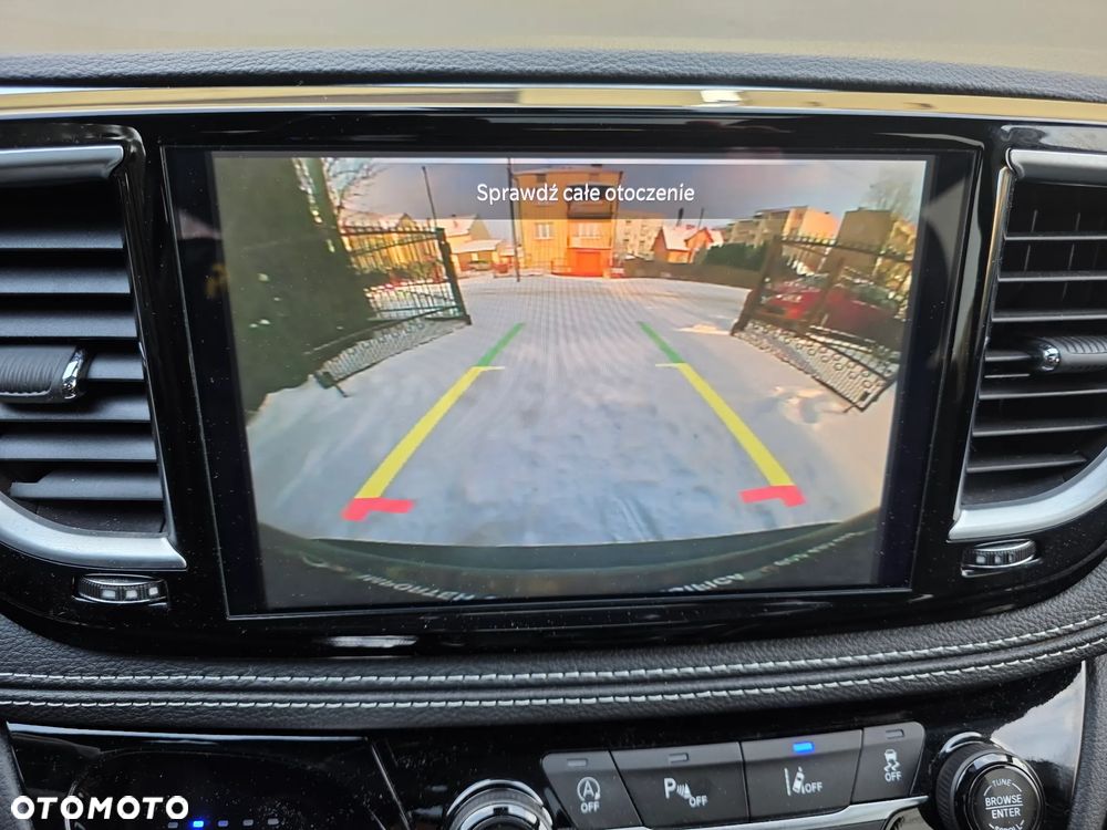 Chrysler Pacifica - 33