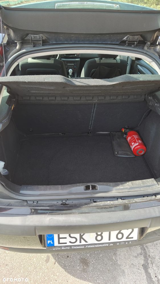 Citroën C4 1.4 16V X - 14