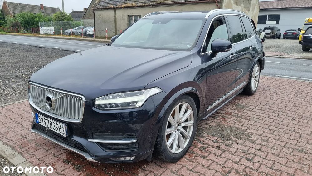 Volvo XC 90 - 2
