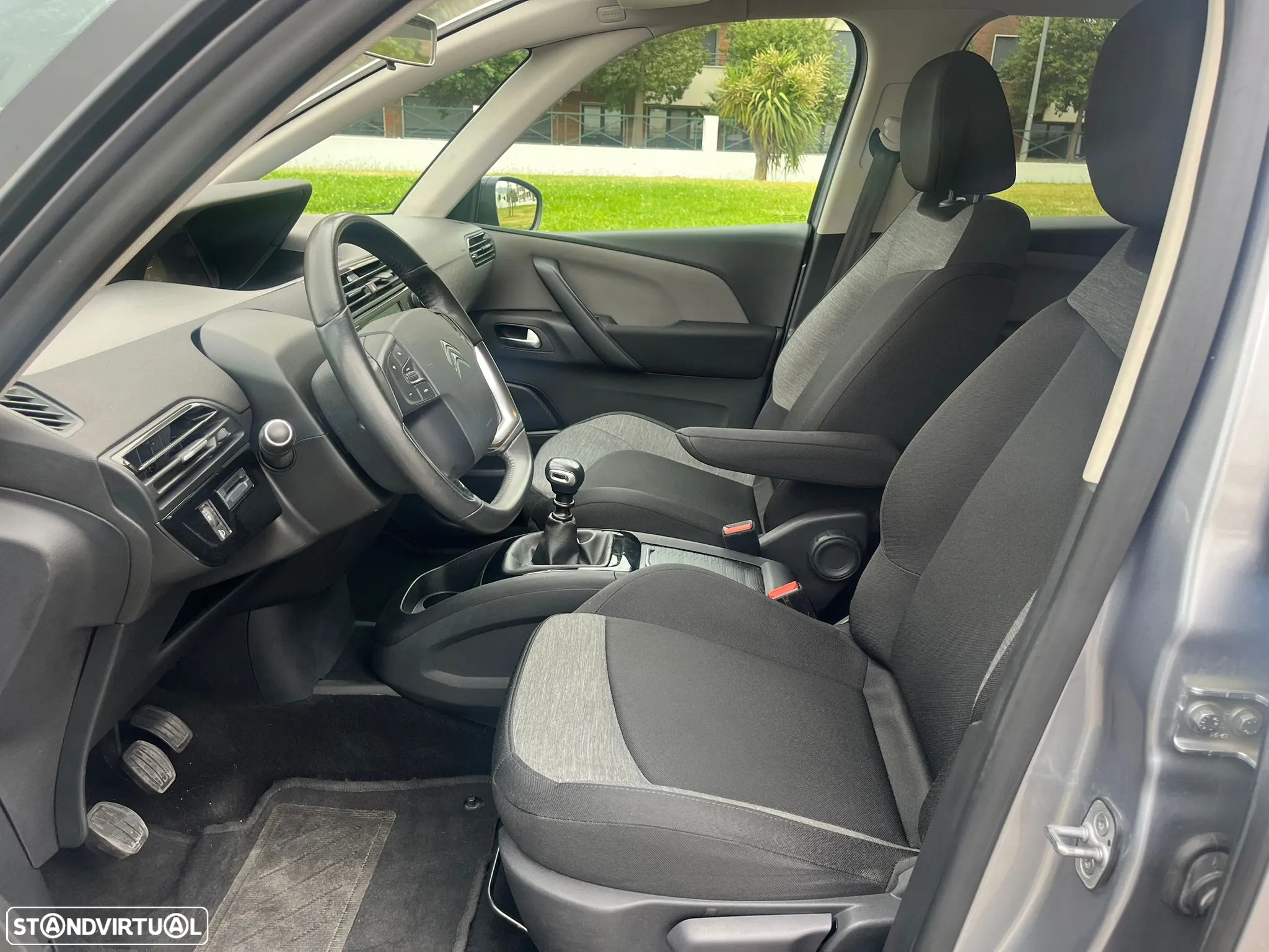 Citroën Grand C4 Spacetourer 1.5 BlueHDi Shine - 26