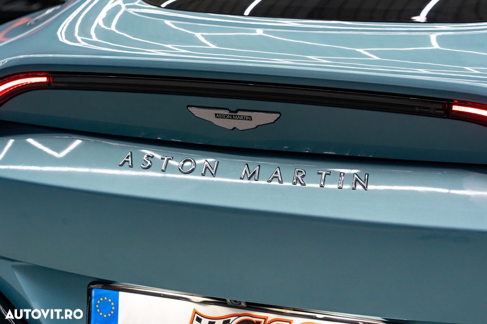 Aston Martin V8 Vantage Standard - 5