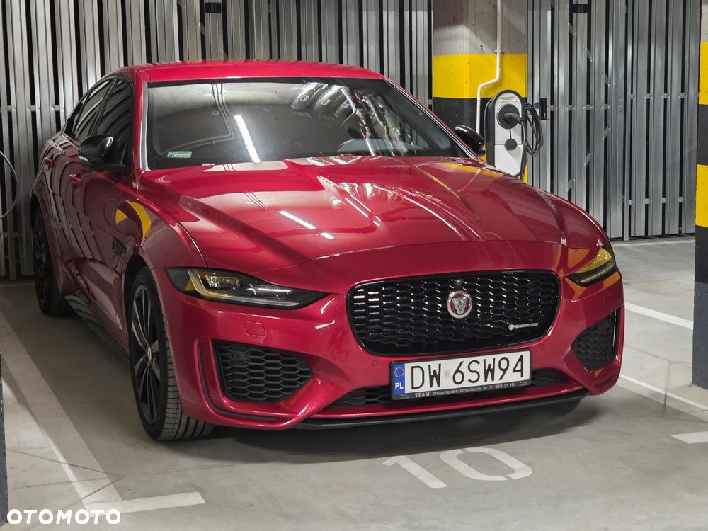 Jaguar XE 2.0 P250 R-Dynamic Black - 33