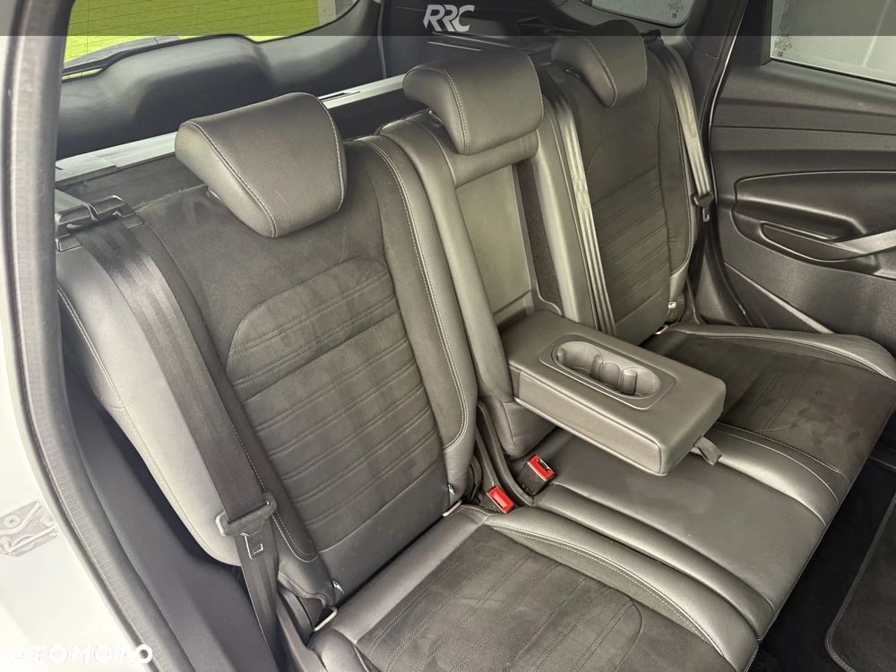 Ford Kuga 2.0 TDCi AWD ST-Line - 25