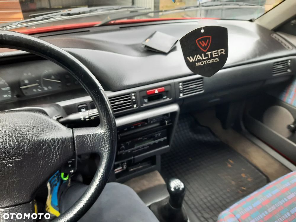 Mazda 323 1.7 D LX - 10