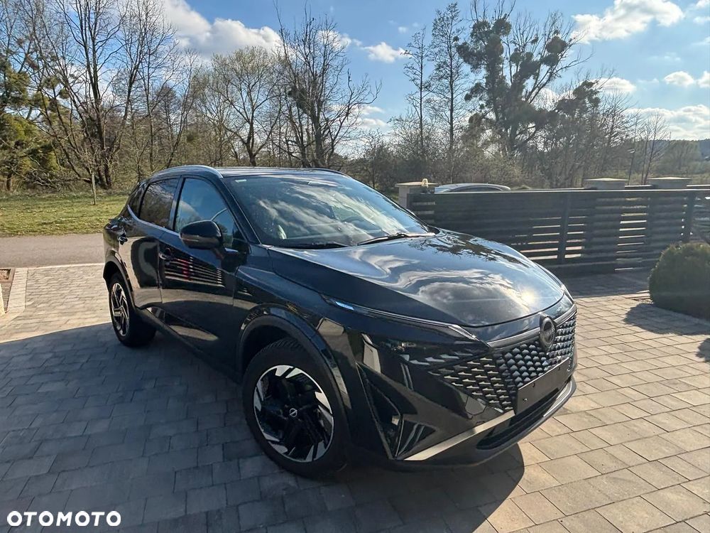 Nissan Qashqai 1.3 DIG-T MHEV Xtronic N-Design - 4