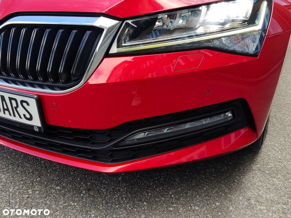Skoda Superb 2.0 TDI SCR Sportline DSG - 18