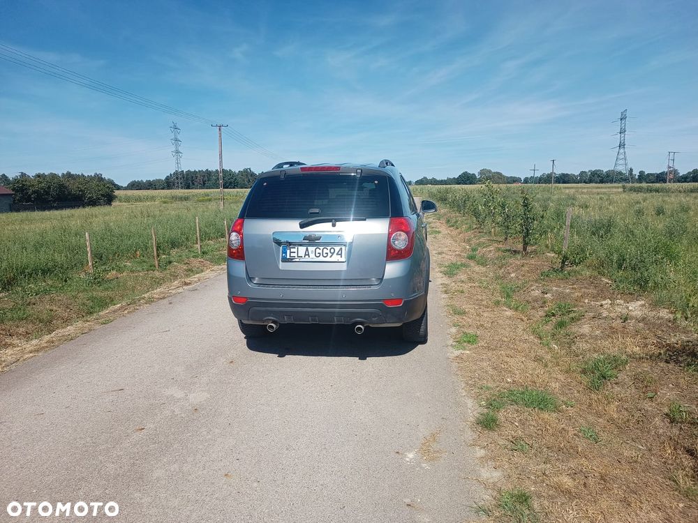 Chevrolet Captiva 2.4 LS - 5