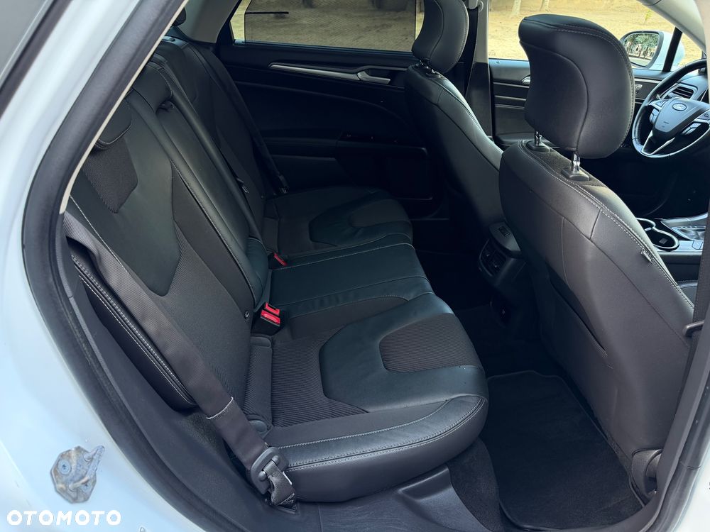 Ford Mondeo 2.0 TDCi STart-Stopp PowerShift-Aut Titanium - 27
