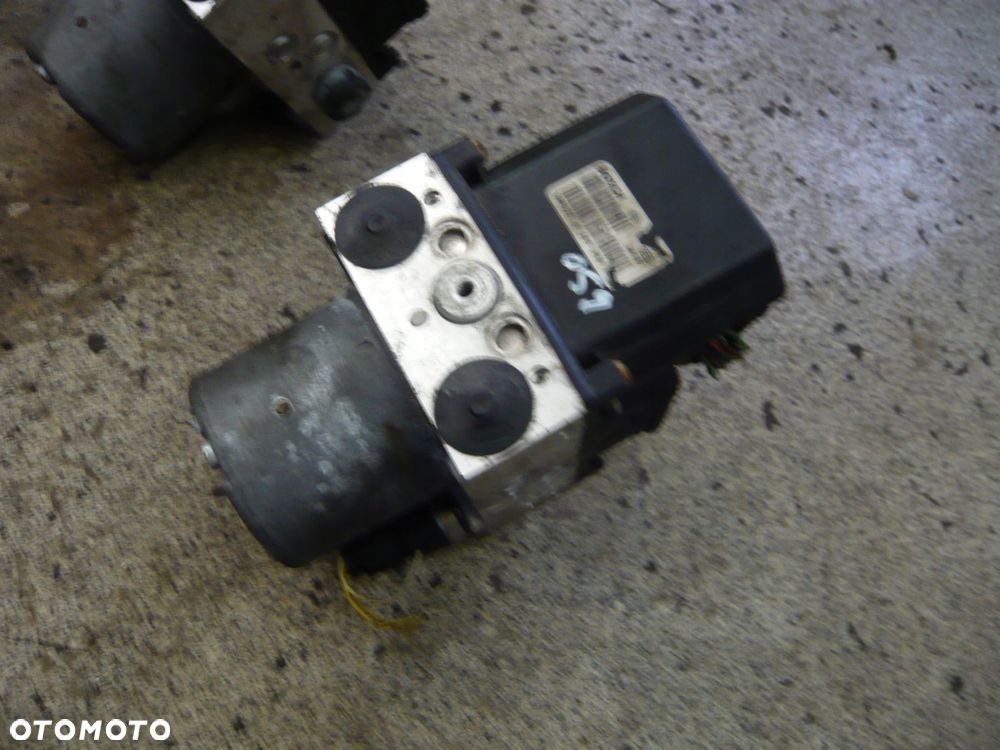 pompa hamulcowa abs 0265950051 toyota corolla e12 - 1