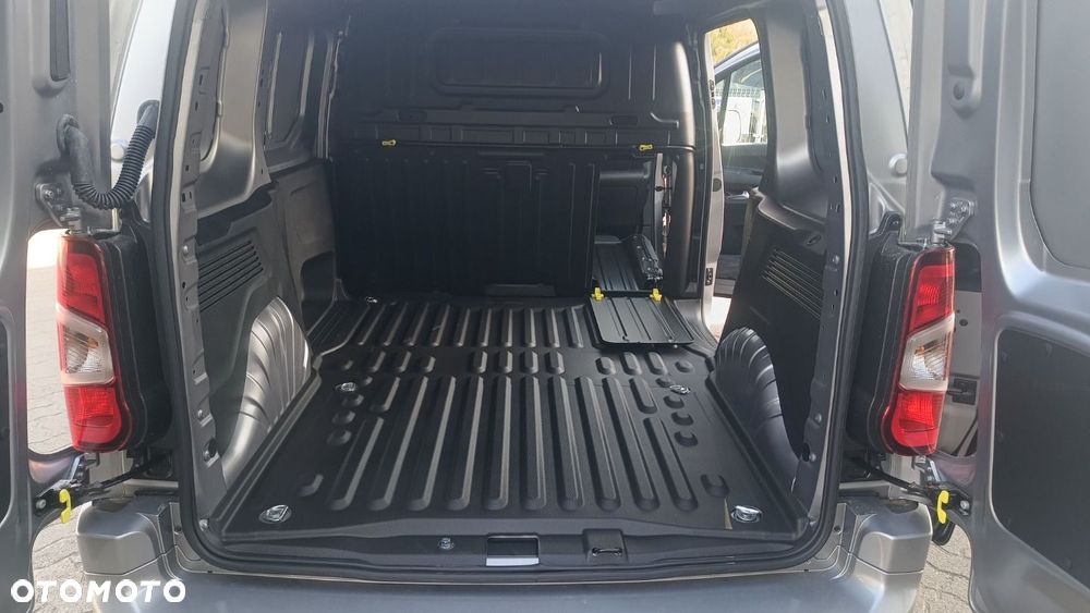 Opel Combo - 16