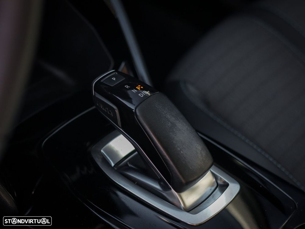 Peugeot e-208 50 kWh Allure Pack - 38