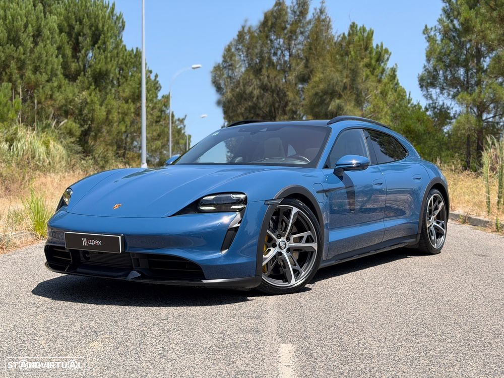 Porsche Taycan Cross Turismo Turbo - 2