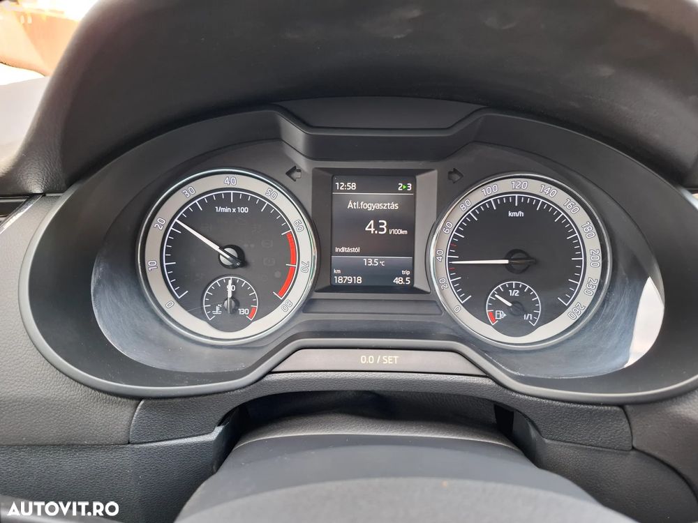 Skoda Octavia 1.0 TSI Style - 32