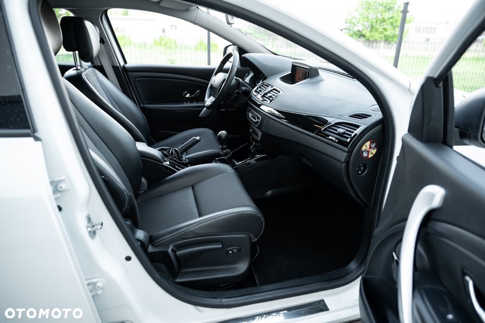 Renault Megane ENERGY TCe 115 Start & Stop Bose Edition - 23