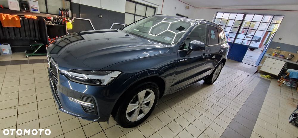 Volvo XC 60 B4 B Momentum - 3