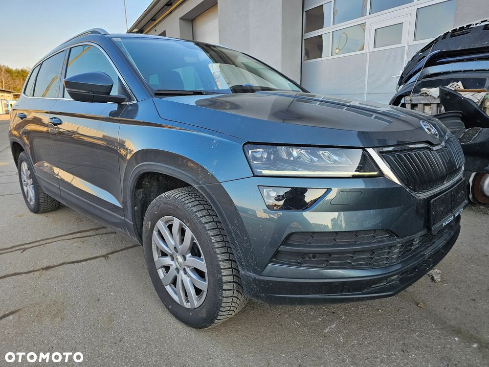 Skoda Karoq 2.0 TDI SCR 4x4 DSG Style - 9