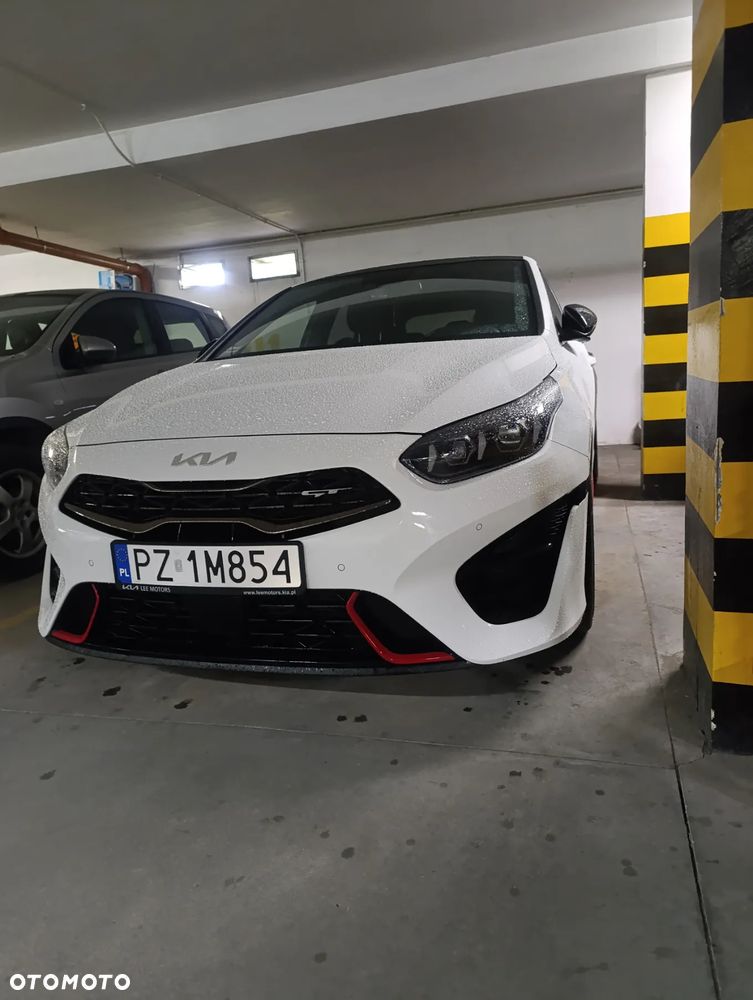 Kia Ceed 1.6 T-GDI GT DCT - 21
