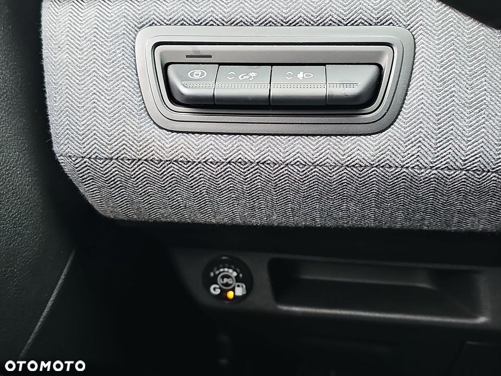 Renault Clio 1.0 TCe Techno - 13