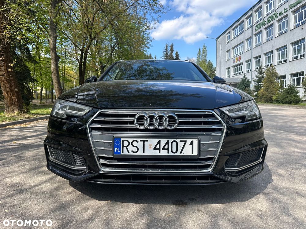 Audi A4 Avant 2.0 TDI S tronic - 1