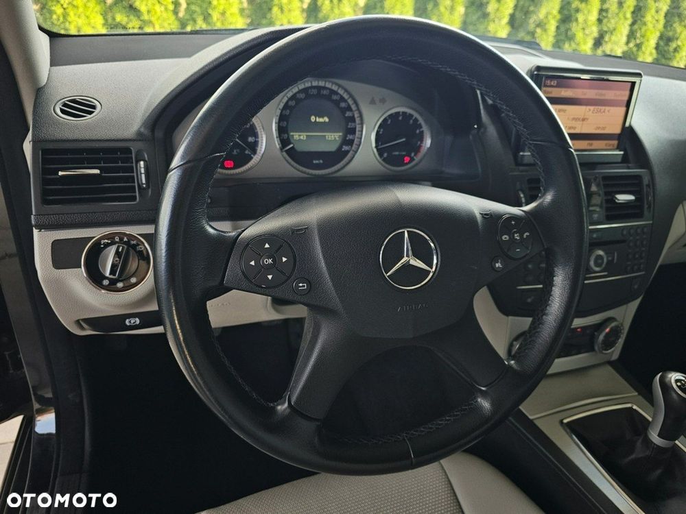Mercedes-Benz Klasa C - 12