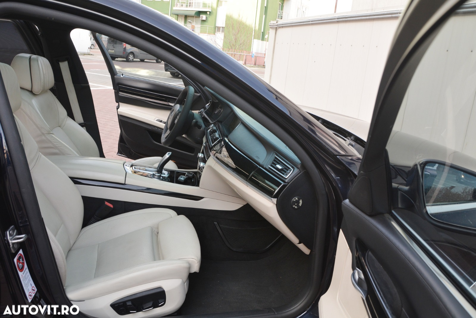 BMW Seria 7 750d xDrive - 19