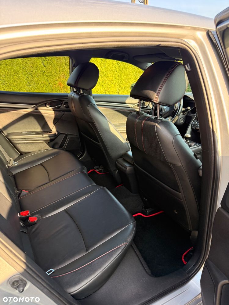 Honda Civic 1.0 i-VTEC Turbo Dynamic Limited Edition - 14