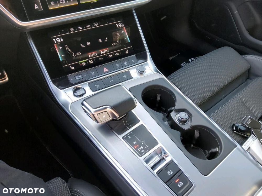 Audi A6 Avant - 11