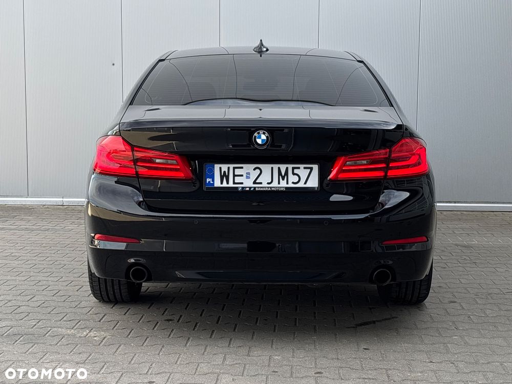 BMW Seria 5 520d - 8