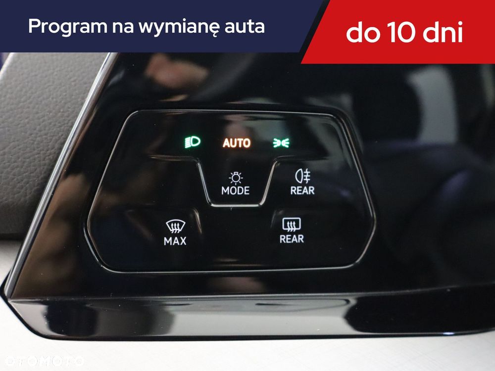Volkswagen Golf Variant - 18