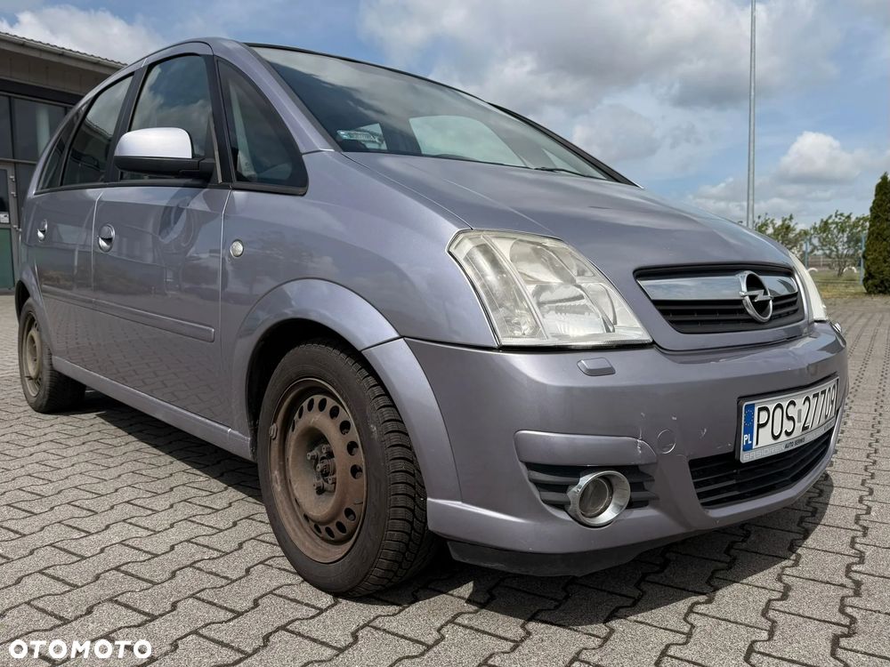 Opel Meriva 1.8 Cosmo - 2