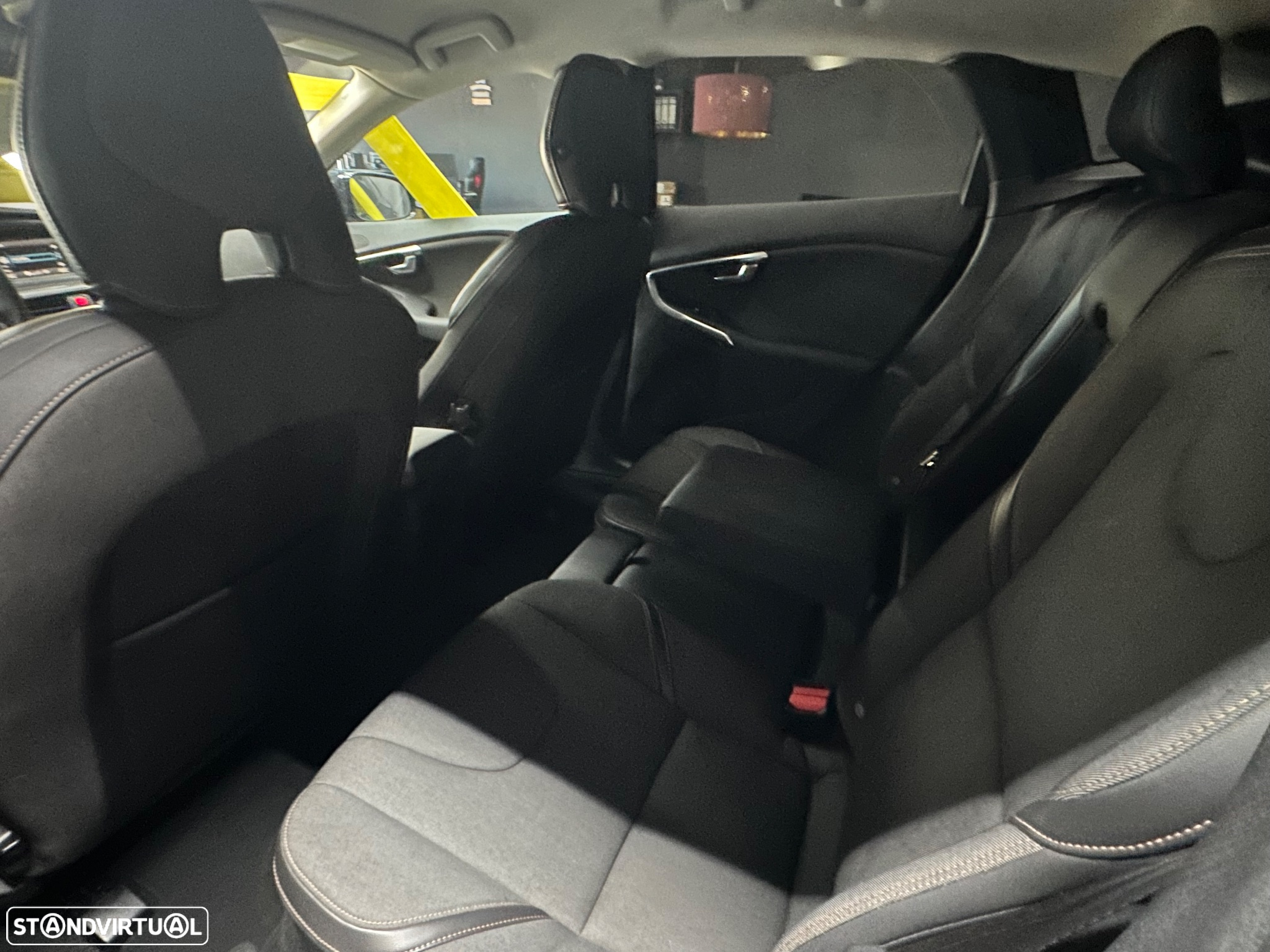 Volvo V40 Cross Country 1.6 D2 Momentum - 15