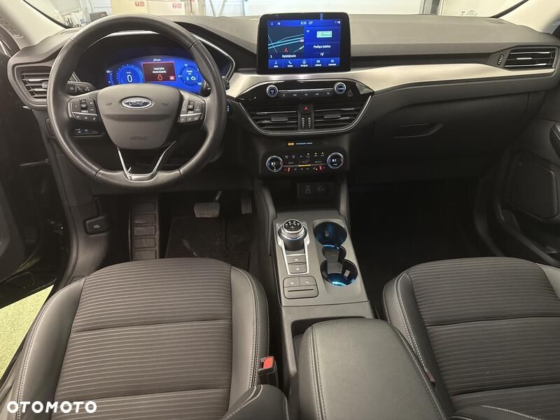 Ford Kuga - 23