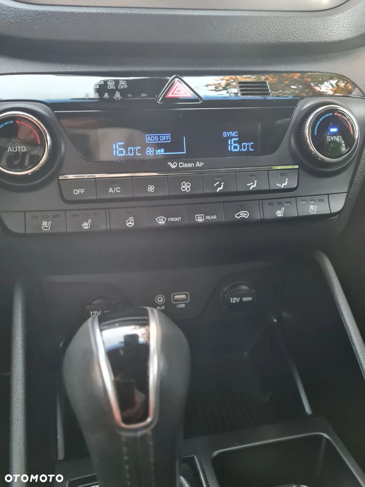 Hyundai Tucson 2.0 CRDI Premium 4WD - 18