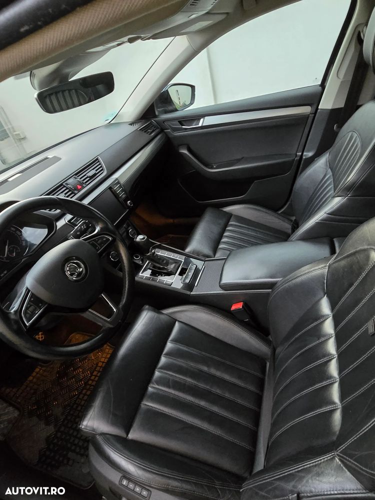 Skoda Superb 2.0 TDI DSG Style - 7